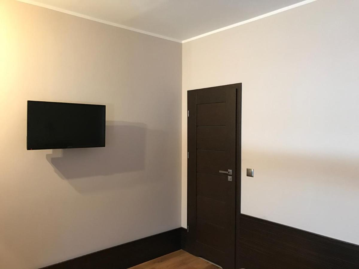 Gosciniec Krepa Hotel Lipsko Ngoại thất bức ảnh